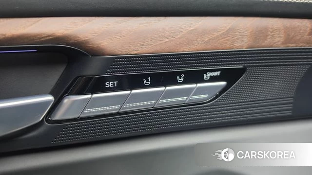 Genesis G90 id 4895347 из Кореи 35