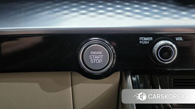 Kia Carnival 4th generation id 4848761 из Кореи 35