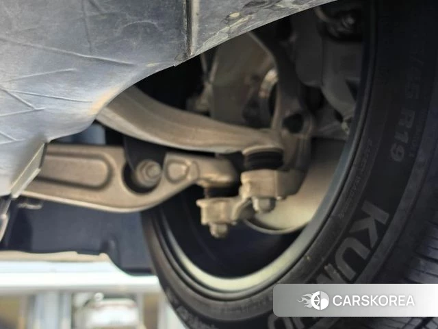 Tesla Model Y id 4686477 из Кореи 35