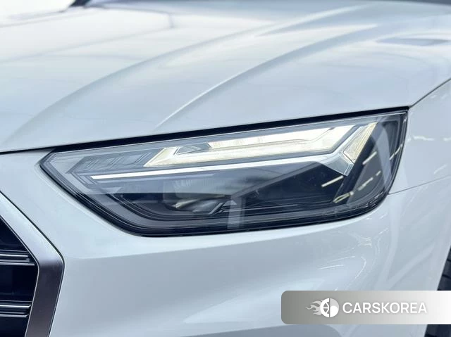 Audi Q5L id 4258868 из Китая 35