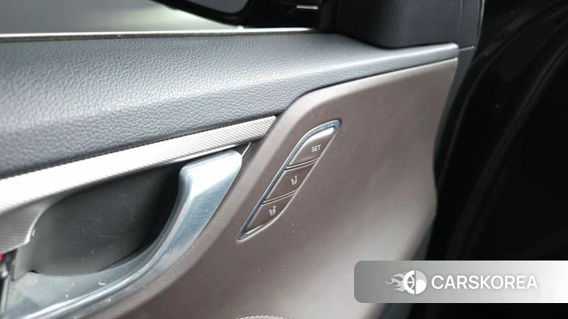 Hyundai The New Grandeur IG Hybrid id 4936991 из Кореи 35