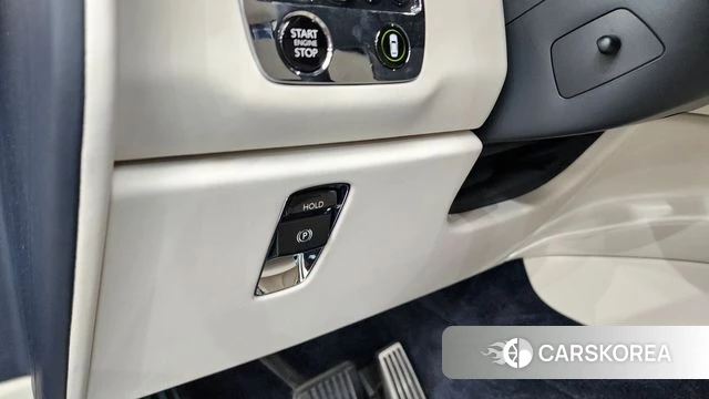 Rolls-Royce Cullinan id 4562416 из Кореи 35