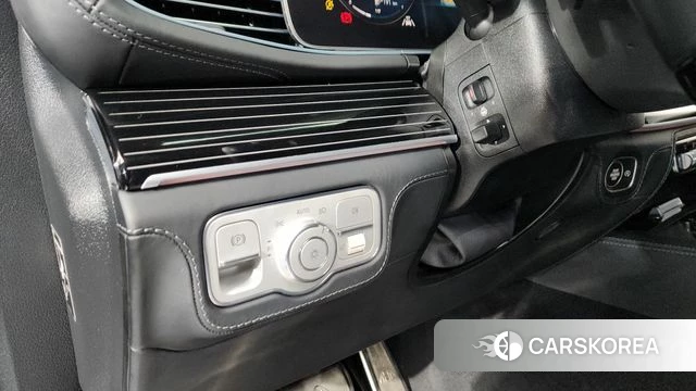 Mercedes-Benz GLS - Class X167 id 4602854 из Кореи 35