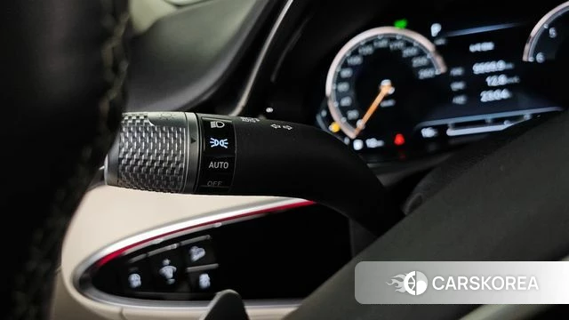 Genesis GV70 id 4231885 из Кореи 35