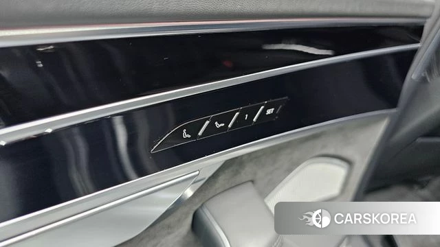 Audi A8 (D5) id 4203047 из Кореи 35