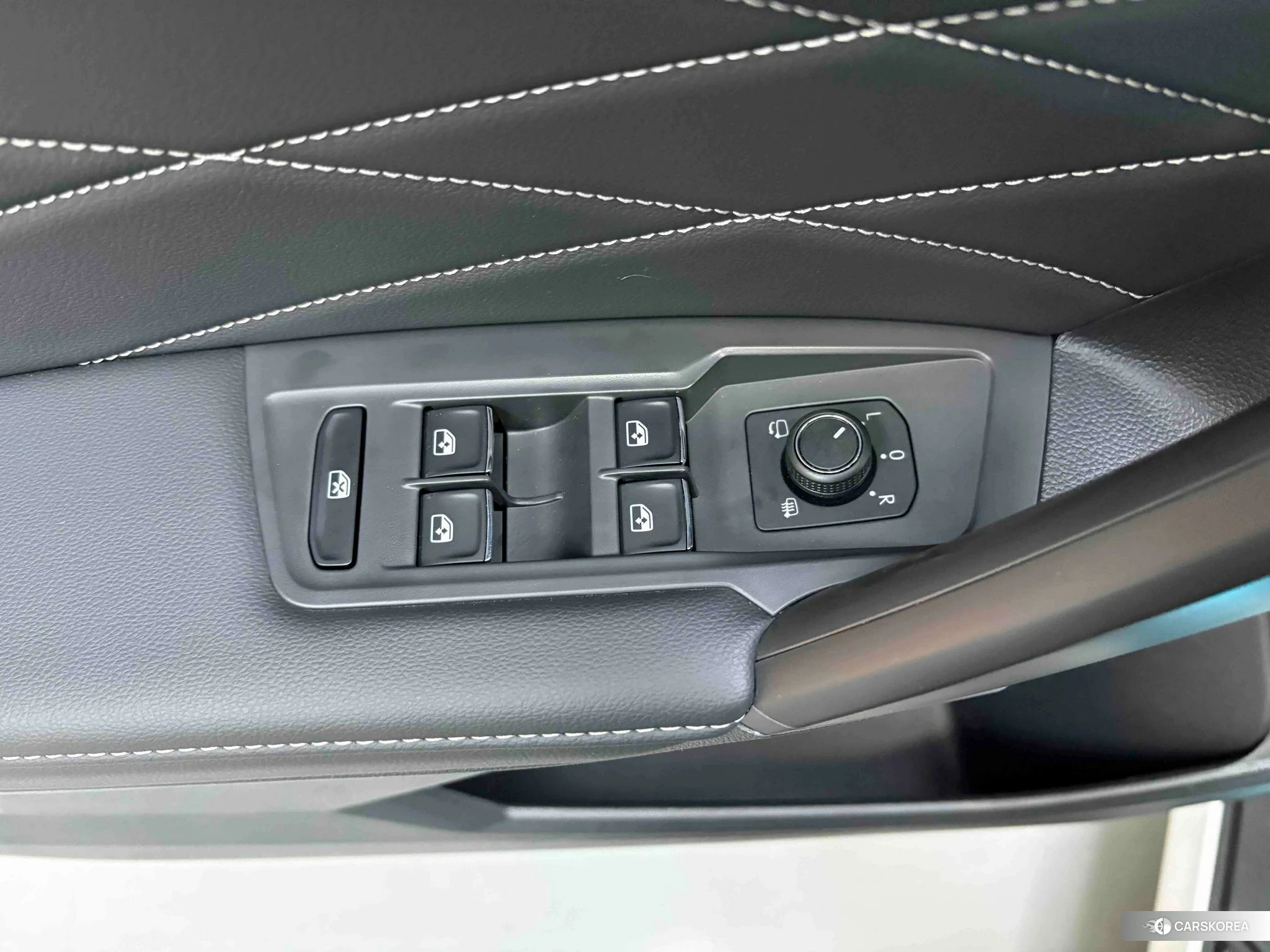 Volkswagen Tiguan L id 4441112 из Китая 35