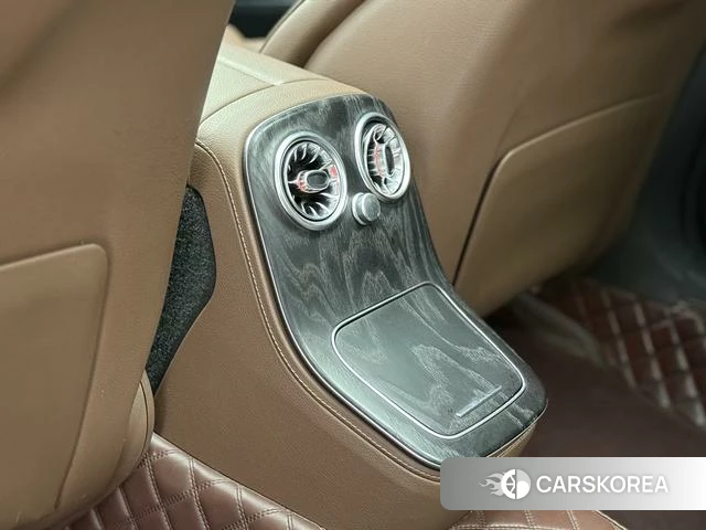 Mercedes-Benz E-class id 4260829 из Китая 35