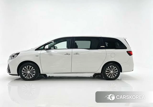 Buick GL8 id 4208325 из Китая 36