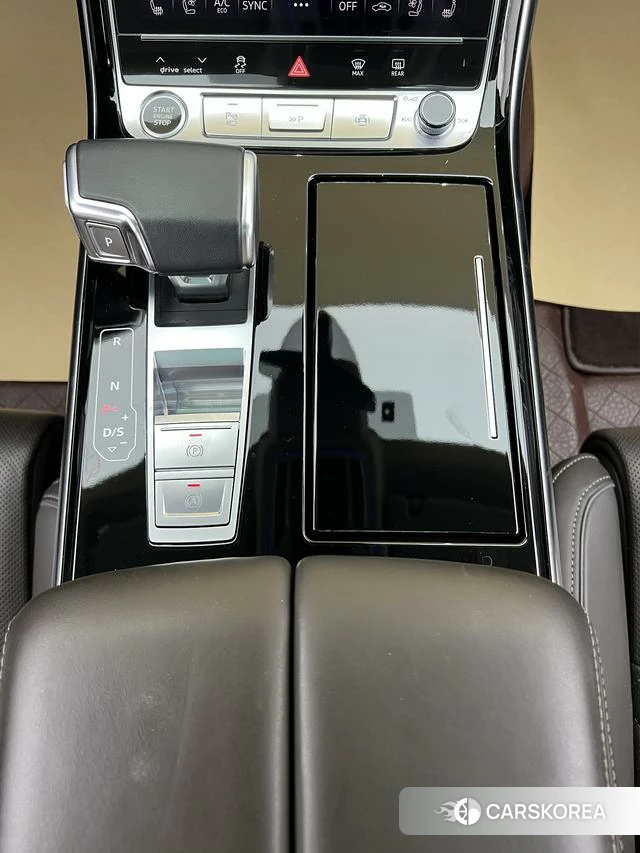 Audi A8 id 4353135 из Китая 36