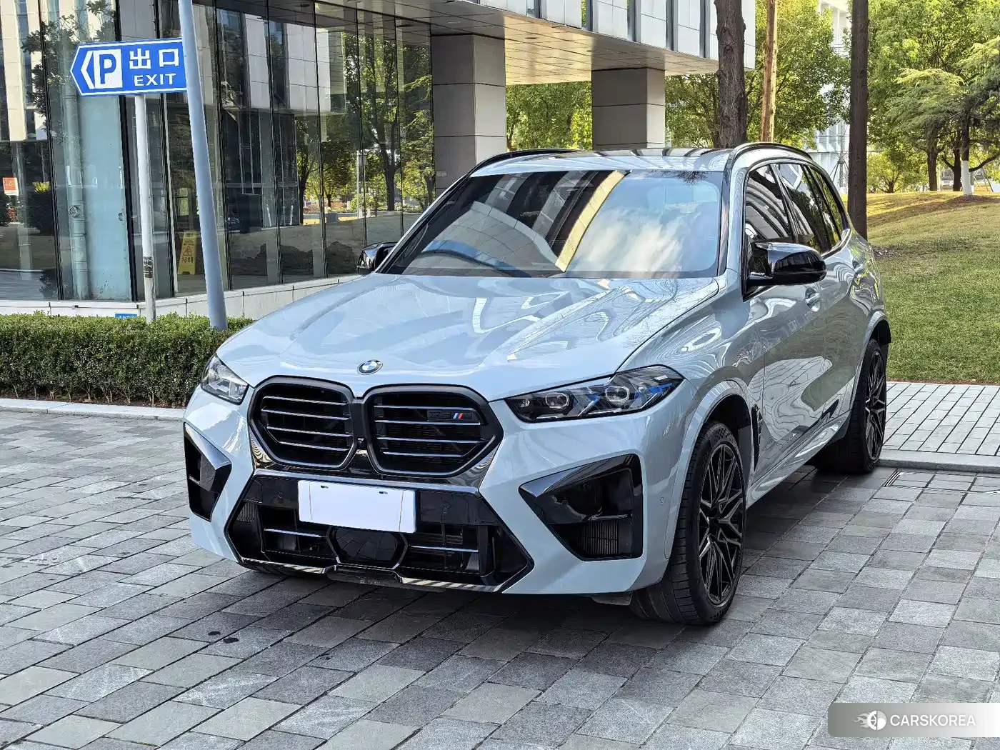 BMW X5 M id 4599601 из Китая 36