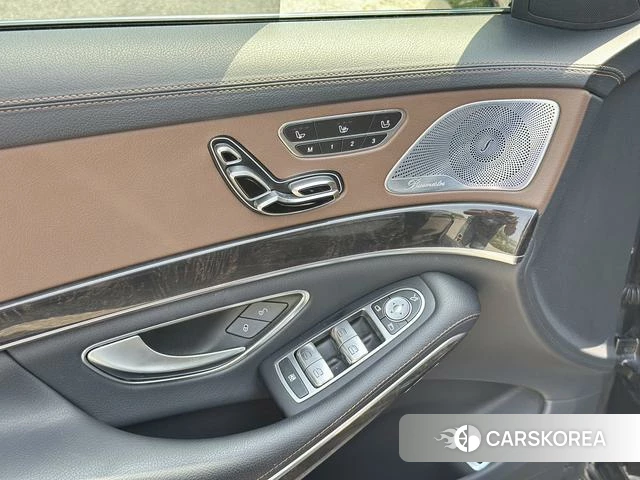 Mercedes-Benz S-class id 4208153 из Китая 36