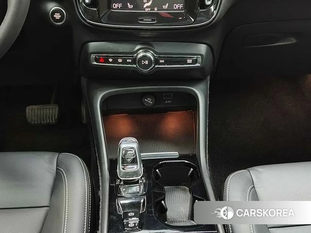 Volvo XC40 id 4219194 из Китая 36