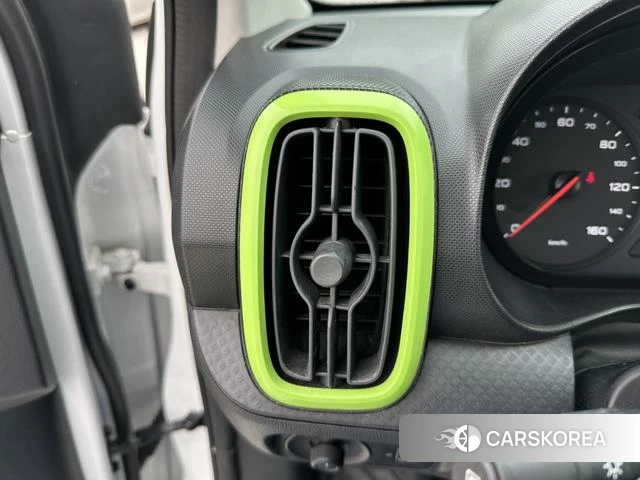 Roewe CLEVER id 4238616 из Китая 36