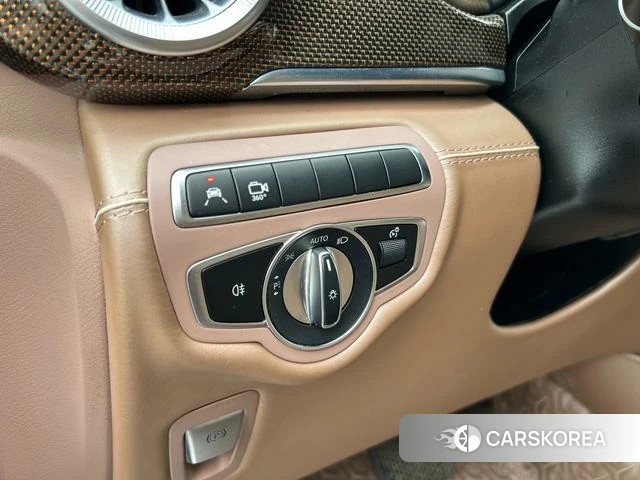 Mercedes-Benz V-class id 4263347 из Китая 36