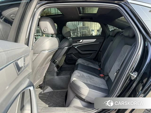 Audi A6L id 4276122 из Китая 36