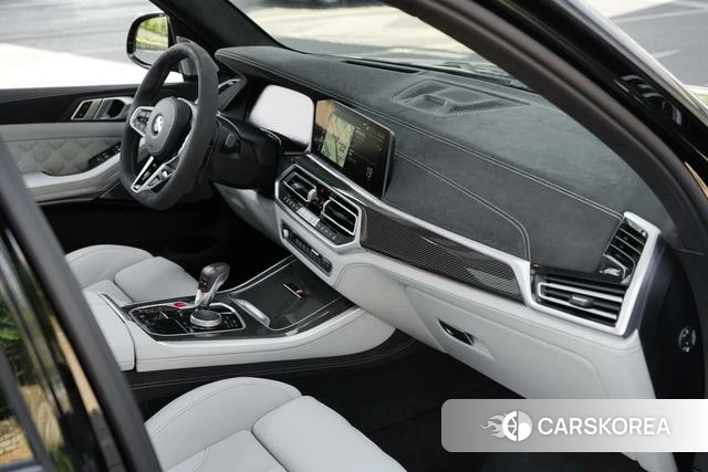 BMW X5 M id 4348367 из Китая 36