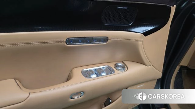 Genesis G90 (RS4) id 4608786 из Кореи 36