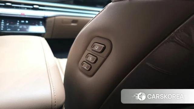 Hyundai Grandeur (GN7) id 4941395 из Кореи 36