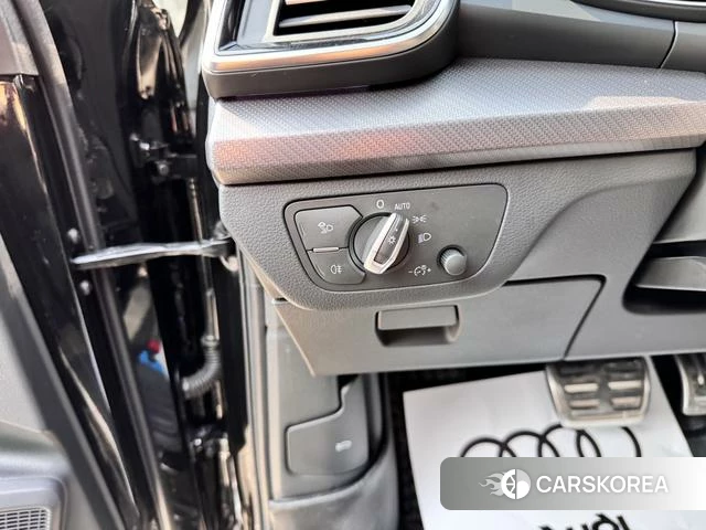 Audi Q5L id 4211480 из Китая 36