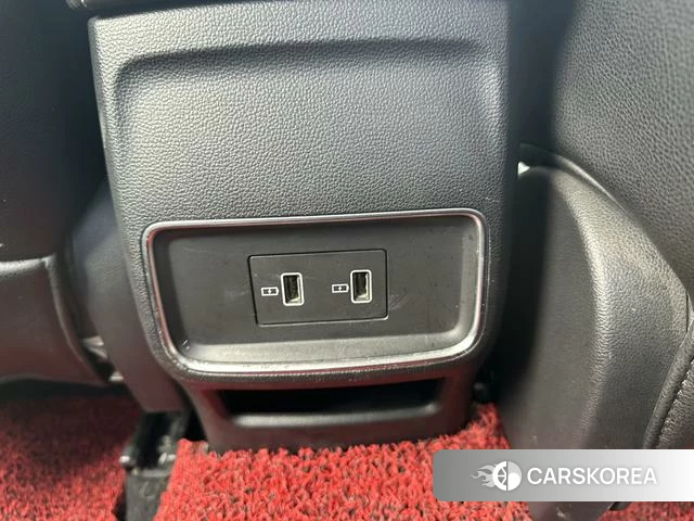 Roewe i5 id 4240316 из Китая 36