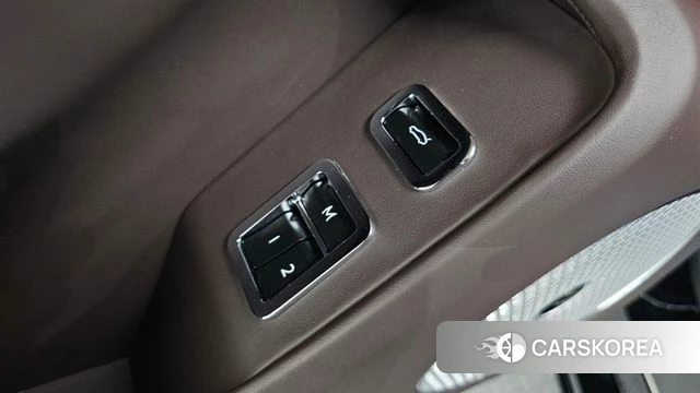 Bentley Flying Spur 3rd Generation id 4433904 из Кореи 36