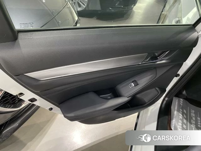 Honda Accord id 4299858 из Китая 37