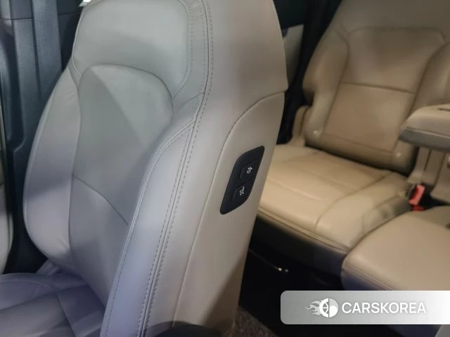 Ford Explorer id 4471628 из Кореи 37