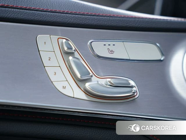 Mercedes-Benz C-class AMG id 4291343 из Китая 37