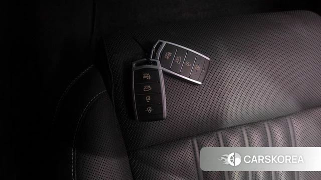 Genesis G90 id 4698623 из Кореи 37