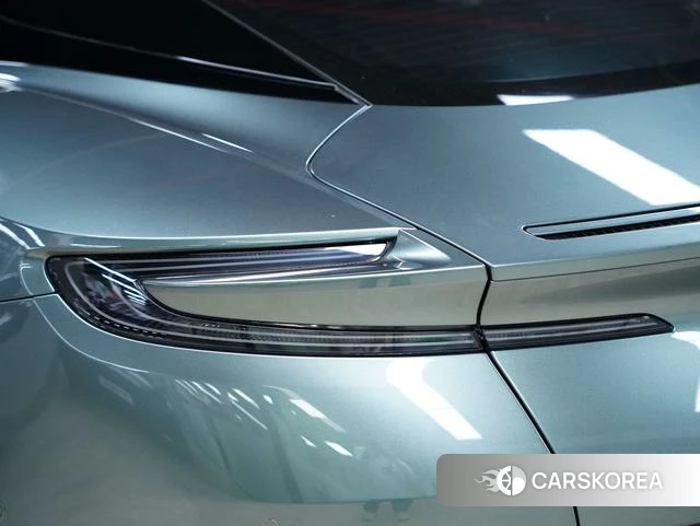 Aston Martin DB11 id 4239200 из Китая 37