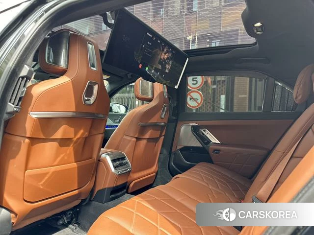 BMW 7 series id 4271780 из Китая 37