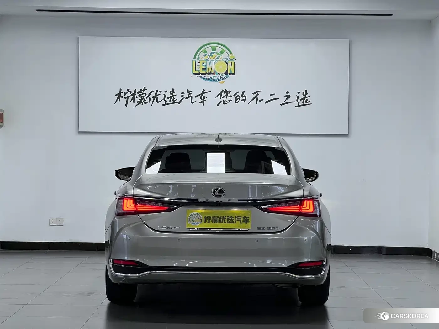 Lexus ES id 4628011 из Китая 37