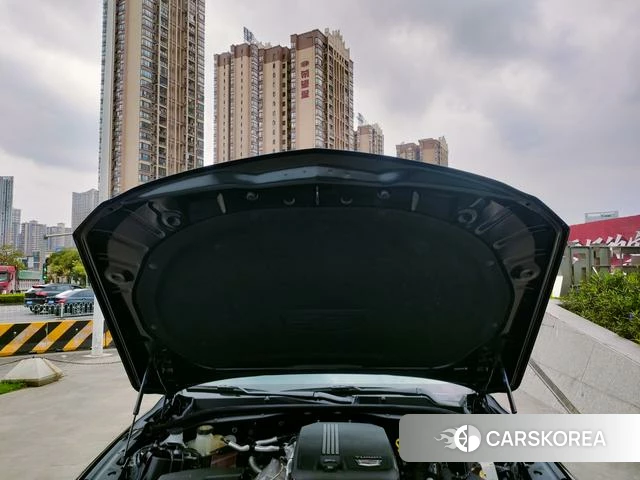 Cadillac CT5 id 3857877 из Китая 37