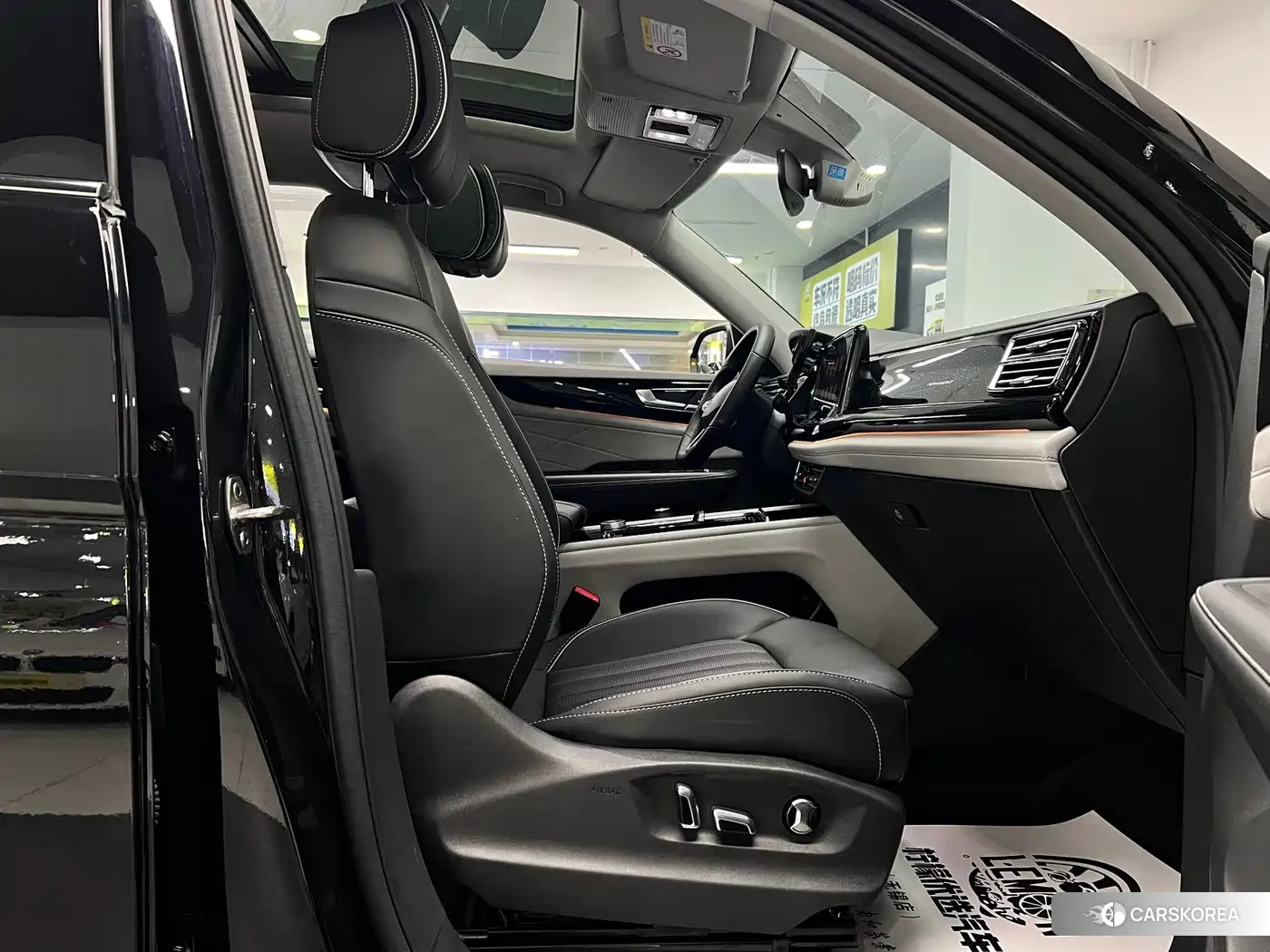 Volkswagen Touareg id 4644427 из Китая 37