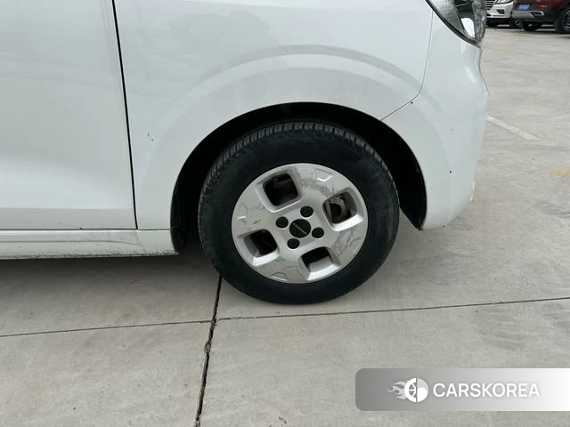 Roewe CLEVER id 4238616 из Китая 37