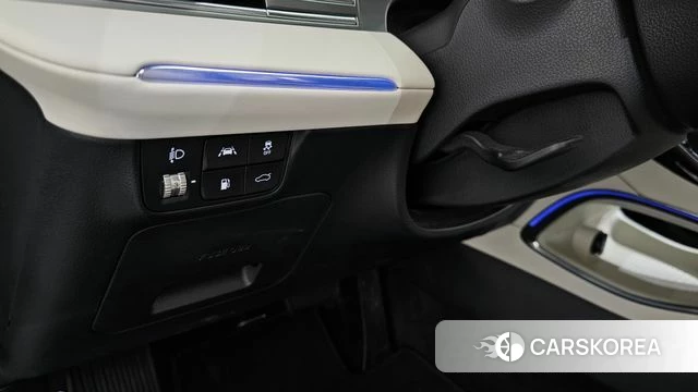 Hyundai The New Grandeur IG Hybrid id 4337638 из Кореи 37