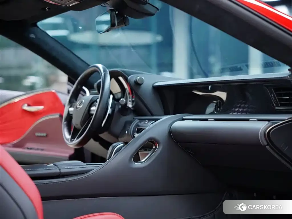 Lexus LC id 4659719 из Китая 37