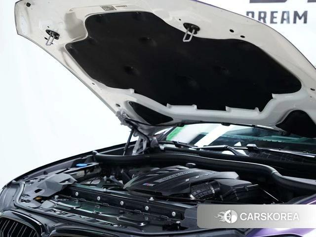 BMW X6 M id 4291464 из Китая 37