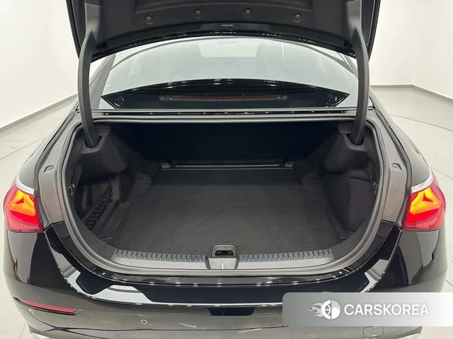 Mercedes-Benz E-class id 4313557 из Китая 38