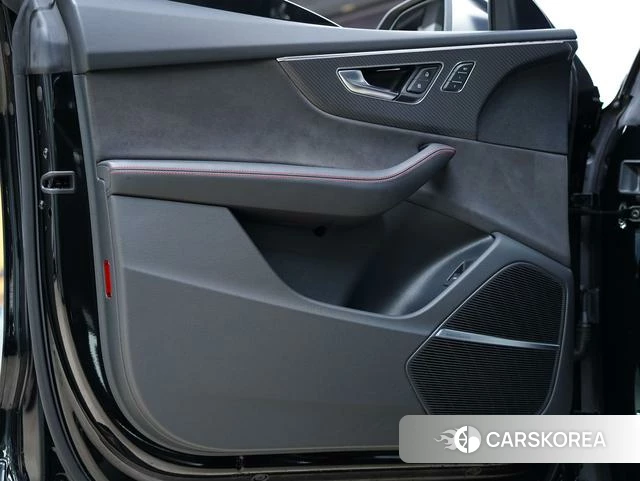 Audi RS Q8 id 4258550 из Китая 38