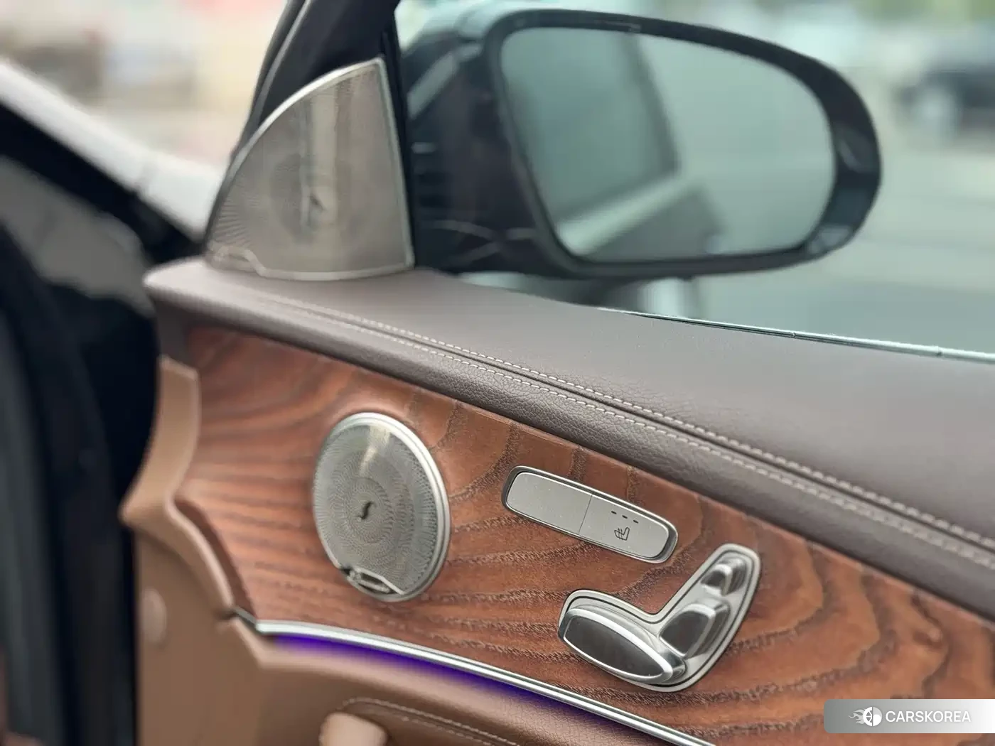 Mercedes-Benz E-Class id 4577598 из Китая 38