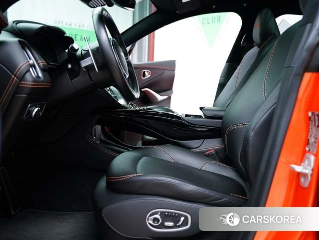 Aston Martin DBX id 4238604 из Китая 38
