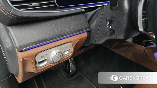Mercedes-Benz GLS - Class X167 id 4302122 из Кореи 38