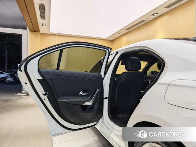 Mercedes-Benz Class A id 4321392 из Китая 39