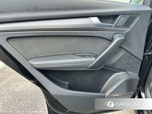 Audi Q5L Sportback id 4213168 из Китая 39