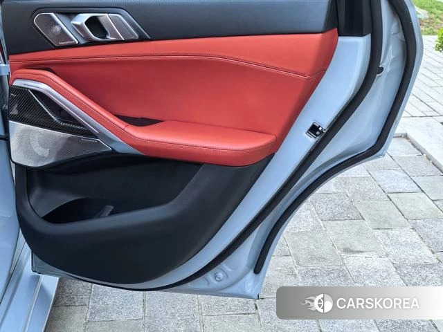 BMW X6 M id 4380459 из Китая 40