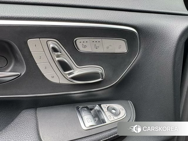 Mercedes-Benz V-class id 4387339 из Китая 40