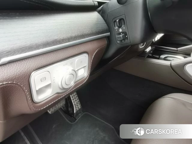 Mercedes-Benz GLS id 3913917 из Китая 40