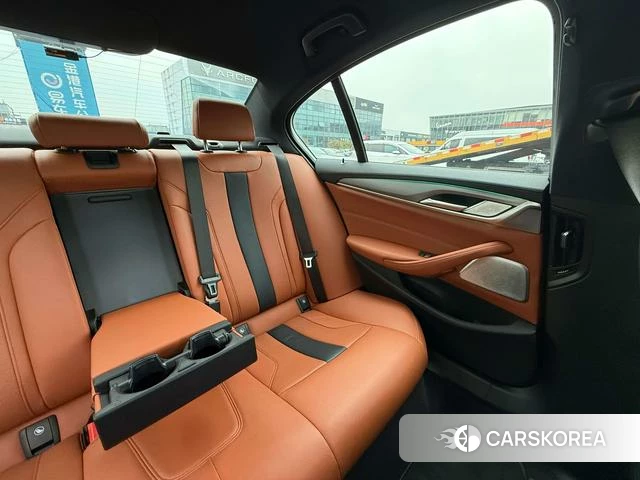 BMW M5 id 4256874 из Китая 40