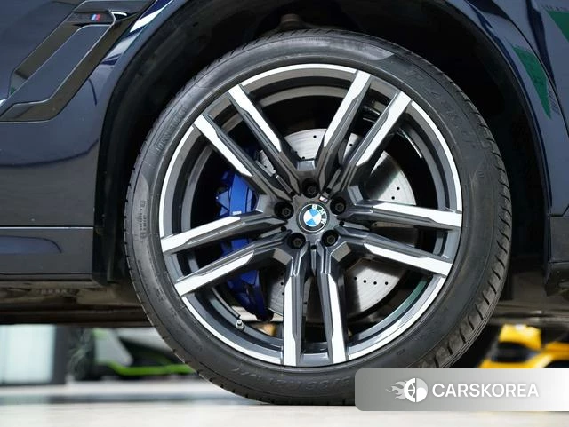 BMW X6 M id 4301012 из Китая 40